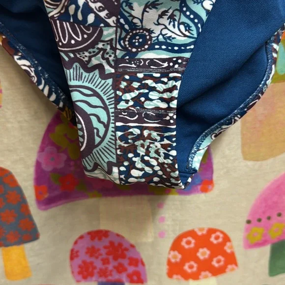 Bar III For Macys Swimsuit. Large. NWT - Picture 3 of 14